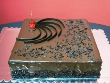 Novi trend: „svemirske“ rođendanske torte 